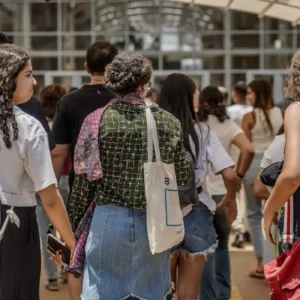 Saiba quais documentos são aceitos para participar do Enem em novembro