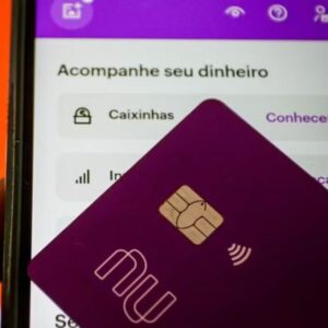 Cobrança duplicada no app do Nubank? Clientes relatam problemas nas redes sociais