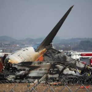 Avião que explodiu na Coreia do Sul fez 13 voos em 48 horas, aponta investigação