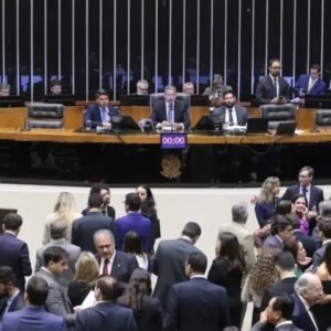 Emendas parlamentares: ranking dos deputados que mais enviaram recursos para o Nordeste em 2025