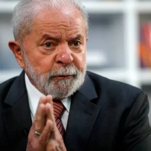 ‘Levamos a inflação muito a sério e ela está razoavelmente controlada’, diz Lula