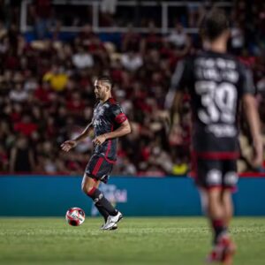 Flamengo afasta cinco atletas e reduz elenco pra temporada