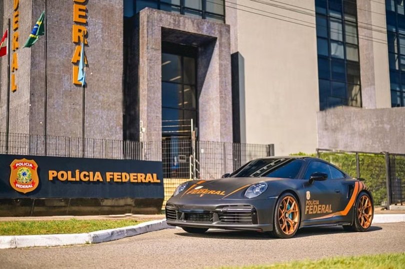 Porsche transformada em viatura da PF em Santa Catarina