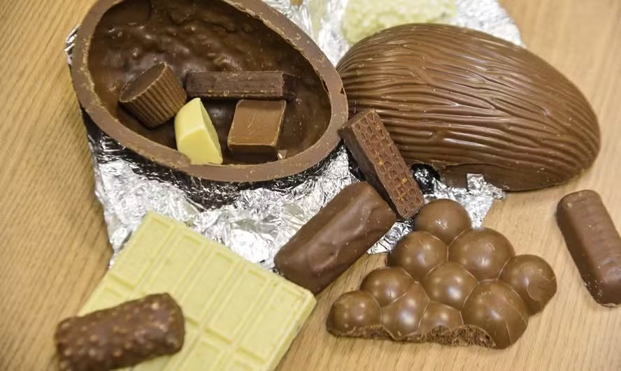 Preço do cacau faz indústria de chocolates mudar estratégia para a Páscoa