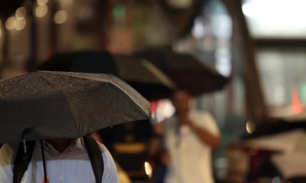 Água da chuva pode estar contaminada, diz estudo