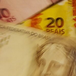 Beneficiários do INSS já podem acompanhar contestação dos descontos indevidos pelo app, telefone e Correios