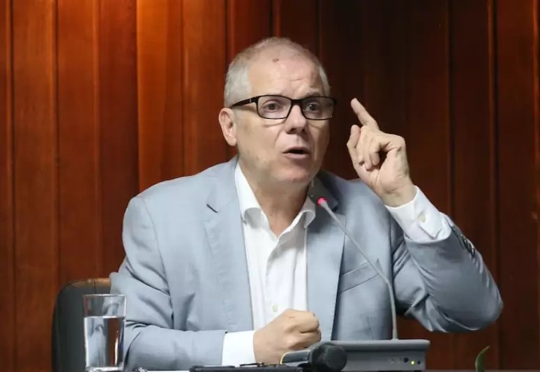 Ex-presidente do INSS liberou descontos ‘excepcionais’ para entidades da fraude a aposentados