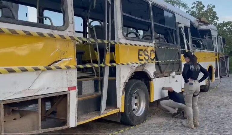 Ônibus