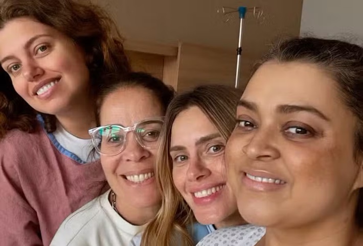 Preta Gil em Hospital