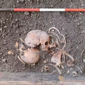 Família tentou se salvar de erupção em Pompeia usando cama, mostra estudo