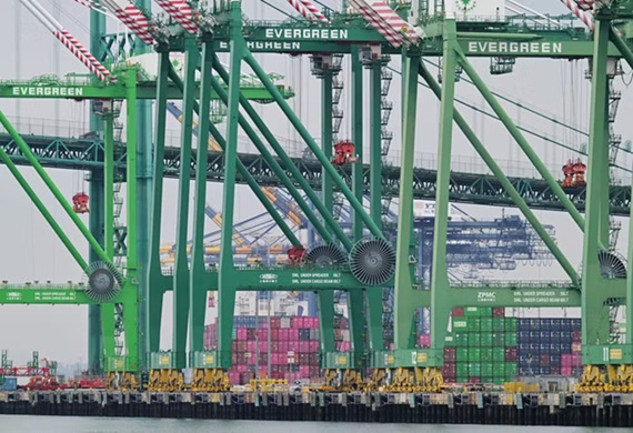 Maior porto dos EUA já sente os efeitos da guerra comercial