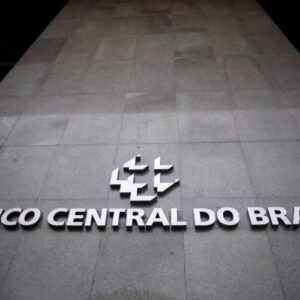 Copom deve elevar taxa Selic ao maior nível de juros em quase 20 anos