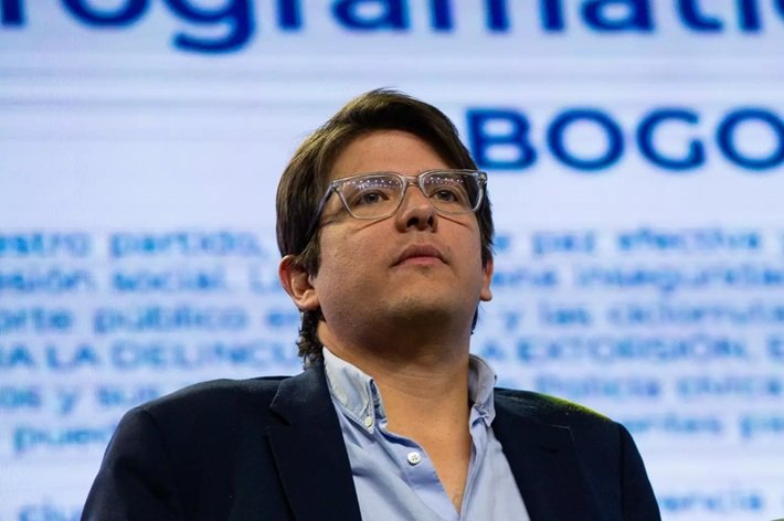 Miguel Uribe Turbay em evento político
