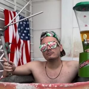 Neto ‘influencer’ de Fidel Castro agita as redes sociais e o debate político em Cuba