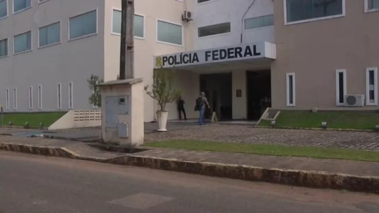 Polícia