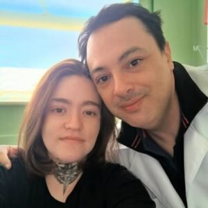 Jovem com a ‘pior dor do mundo’ deve ser colocada em coma induzido como medida paliativa: ‘A ideia é que meu cérebro reinicie’