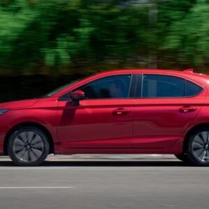 Projeto de lei quer criar CNH diferente para carros manuais e automáticos