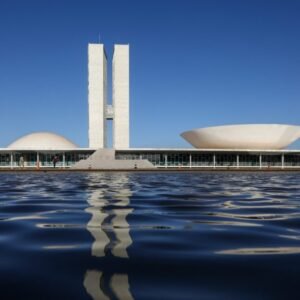 Vida do governo no Congresso vai ficar muito difícil após veto presidencial, dizem aliados de Motta