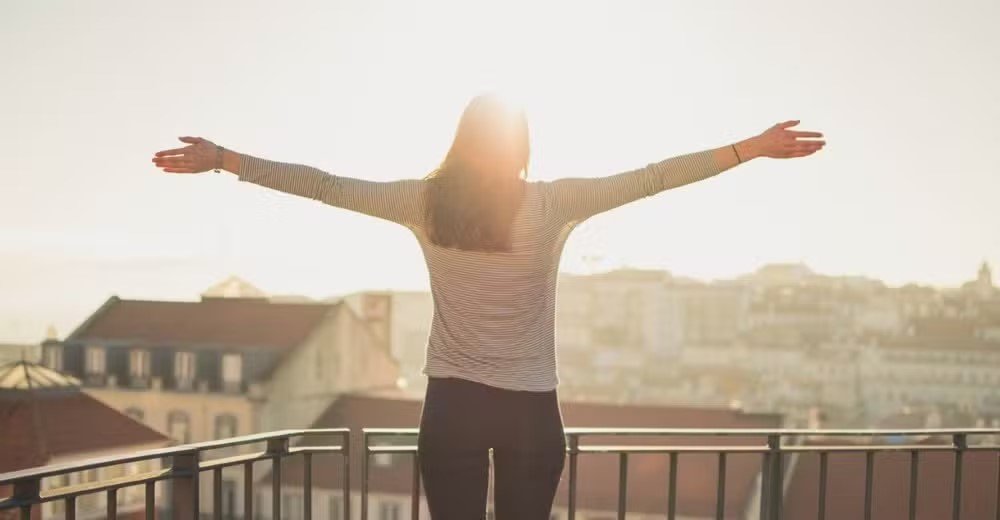 Vitamina D: benefícios, sintomas da falta e como repor
