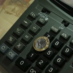 Isenção do IR para dois salários mínimos avança no Senado
