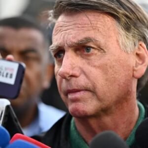 61% dizem não votar em candidato que promete livrar Bolsonaro, diz Datafolha