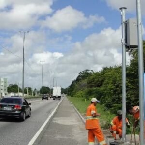 Novos radares de monitoramento começam a multar nesta segunda