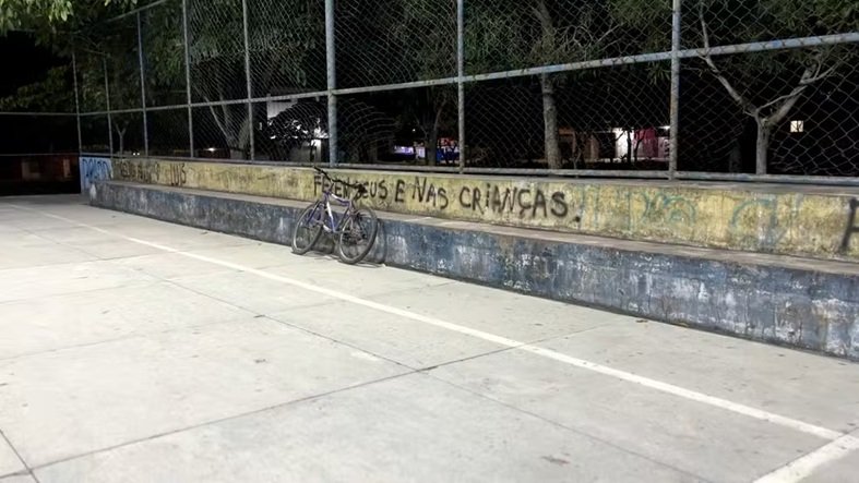 Praça de Pedras de Fogo