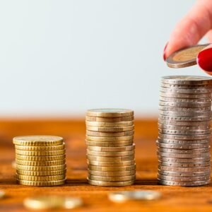 Salário mínimo 2025: confira projeções de aumento até 2029