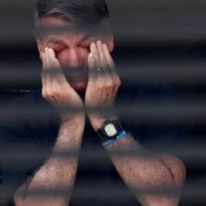 Bolsonaro chega a 100 dias preso em casa sob enfraquecimento político e temor de Papuda