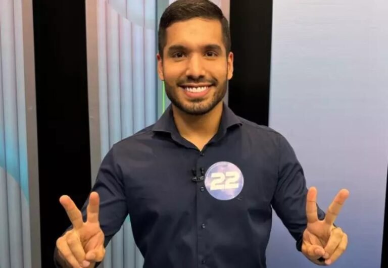 André Fernandes