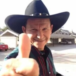 Ex-prefeito morre após ser atropelado pelo próprio veículo