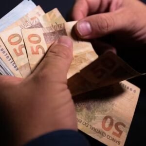 Valores a receber: 49,6 milhões de pessoas ainda têm dinheiro esquecido nos bancos; veja como buscar os recursos