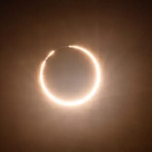 Eclipse solar com “anel de fogo”: veja quando fenômeno ocorrerá