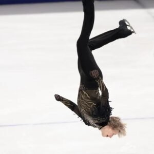 Patinador faz movimento que ficou proibido por 50 anos; veja vídeo