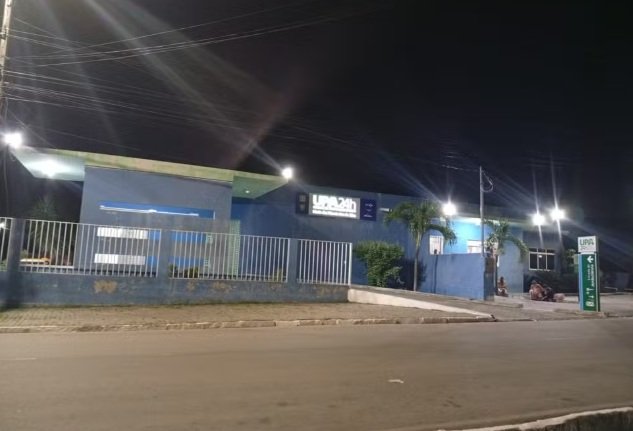 Estudantes apresentam sintomas de intoxicação alimentar e são levados para UPA, na PB