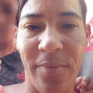 Filhos de mãe assassinada sequestram suspeito e são presos no velório
