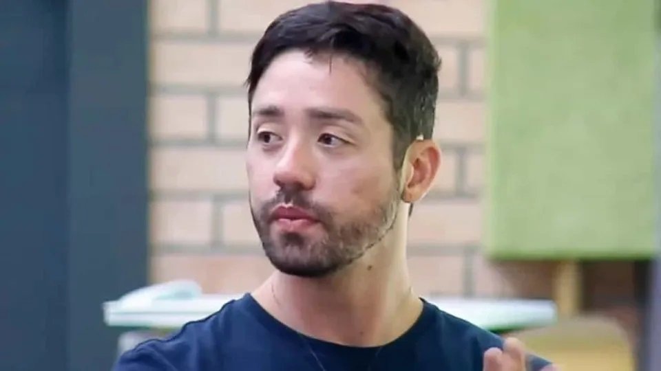 Rico Melquiades quer serrar ossos para diminuir altura