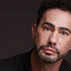 Influenciador Carlos Filhar morre após carta de despedida nas redes