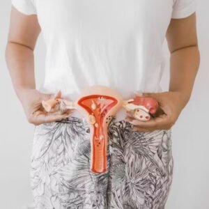 Menopausa muda o cérebro? Entenda como a queda do estrogênio afeta o humor