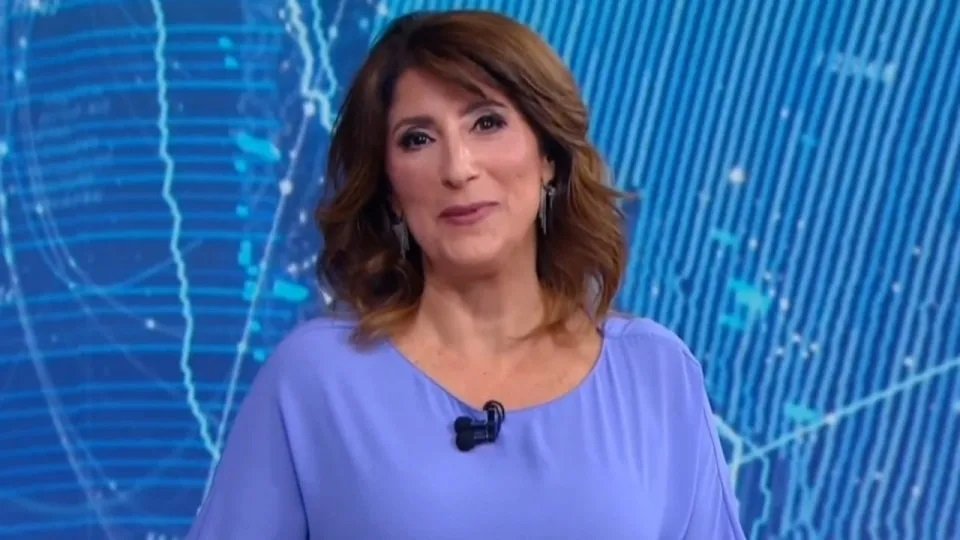 Jornalista do SBT passa mal ao vivo e fica desnorteada