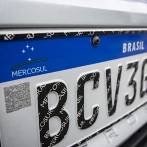 Entenda o projeto que pode mudar placas de veículos no Brasil