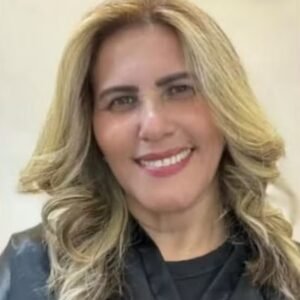 Mulher é morta a facadas pelo ex enquanto participava de oração