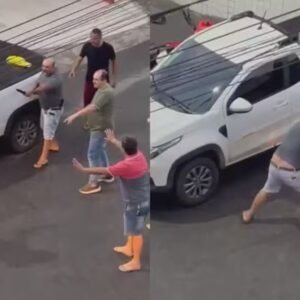 Homens fazem ‘duelo de facas’ e parentes trocam socos após briga de trânsito