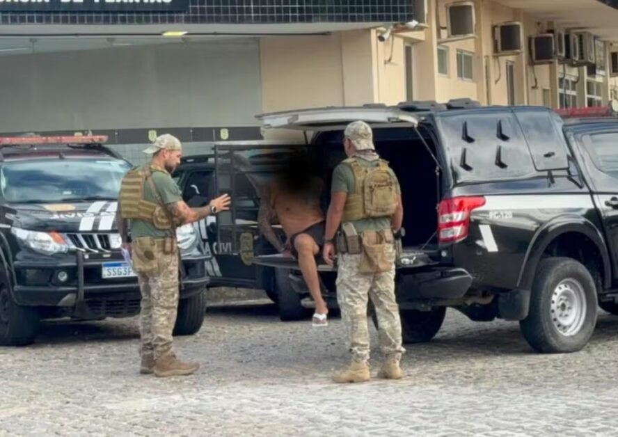 Polícia
