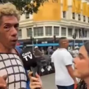 Repórter da CazéTV cai na risada com resposta de entrevistada: ‘Tô grogue’