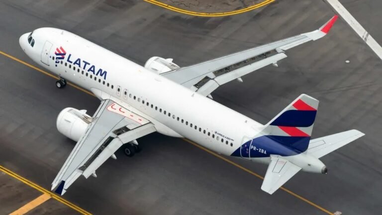 Avião