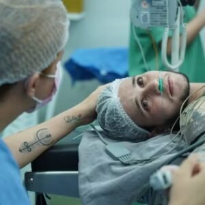 Homem trans dá à luz primeiro bebê na rede pública estadual da PB: ‘é amor, é respeito’, diz esposa