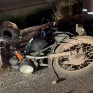 Mulher morre após colisão entre moto e carreta na BR-101, em João Pessoa