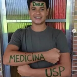 Baiano aprovado em 1º lugar em Medicina na USP está internado na UTI