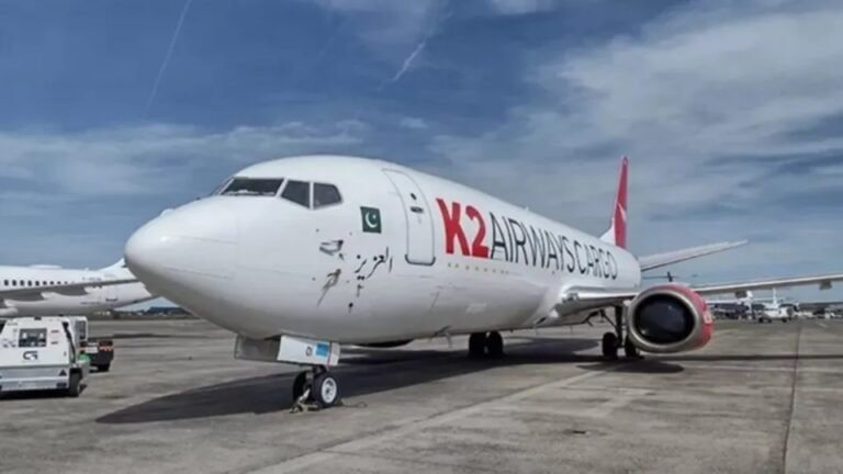 Boeing 737
